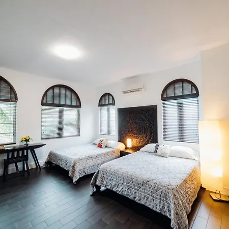 Vive Zen 2 Queen Beds Miami Exterior photo