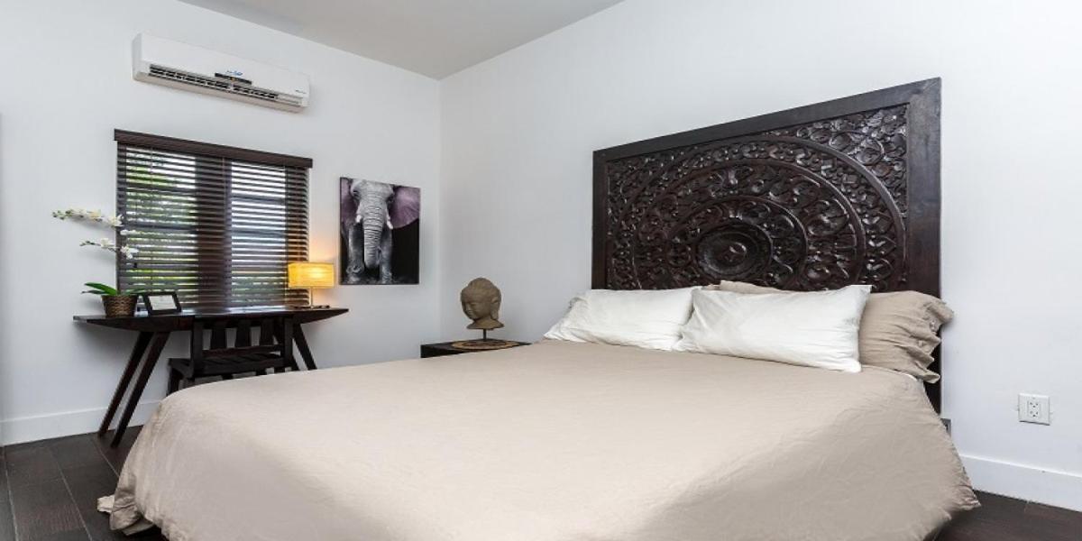 Vive Zen 2 Queen Beds *